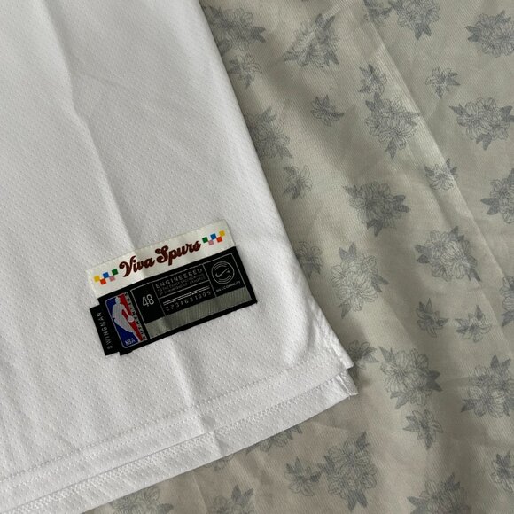 NBA San Antonio Spurs Nike Victor Wembanyama #1 Jersey - Picture 2 of 6